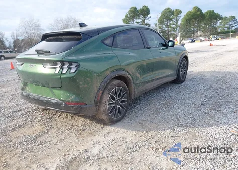 2024 Ford Mustang Mach-E Premium z USA, uszkodzony, nr VIN 3FMTK3S56RMA06635